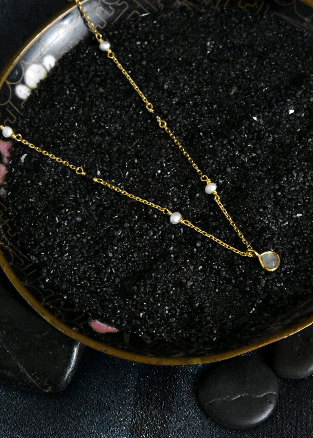 Petite Labradorite & Pearl Necklace