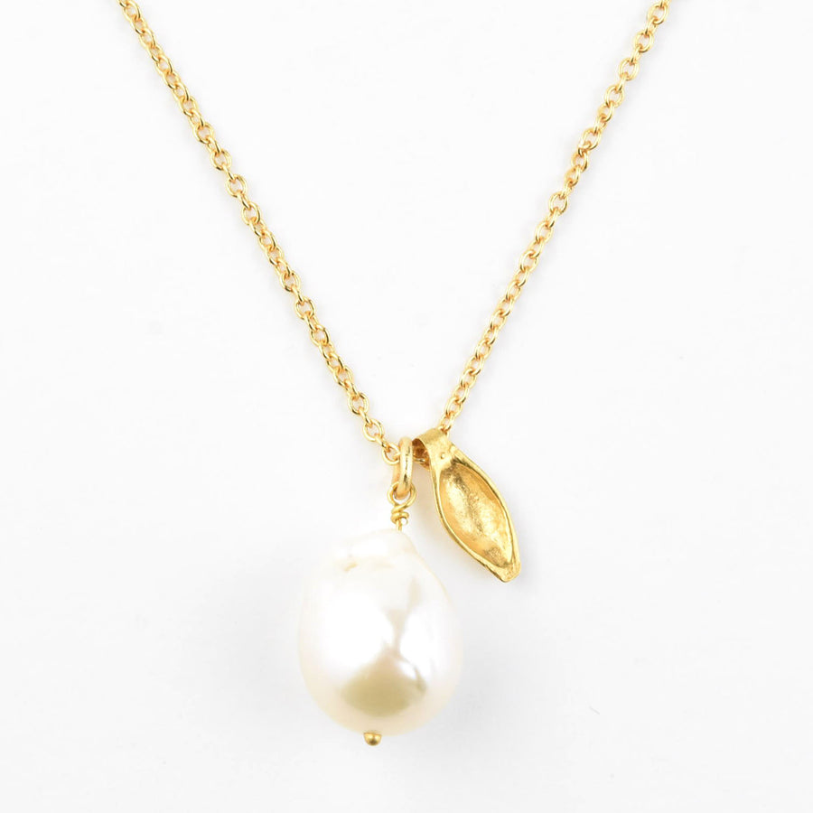 Budding Leaf Necklace - Goldmakers Fine Jewelry