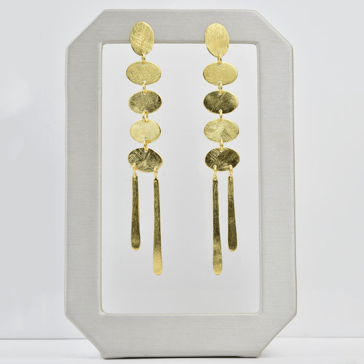 Falling Circles Earrings - Goldmakers Fine Jewelry