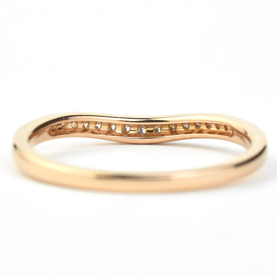 Classic Curved Diamond Milgrain Band in Rose Gold