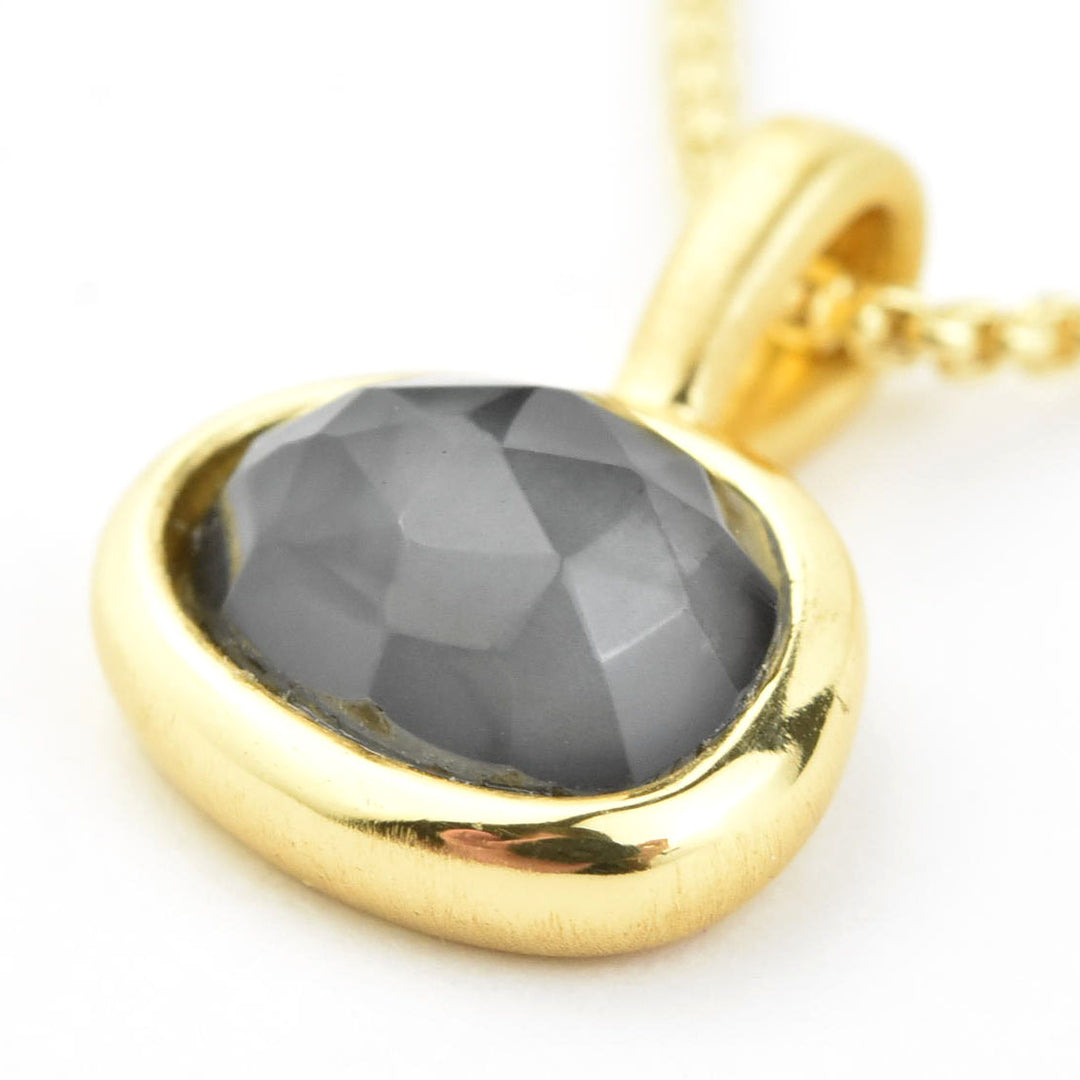 Small Cala Necklace