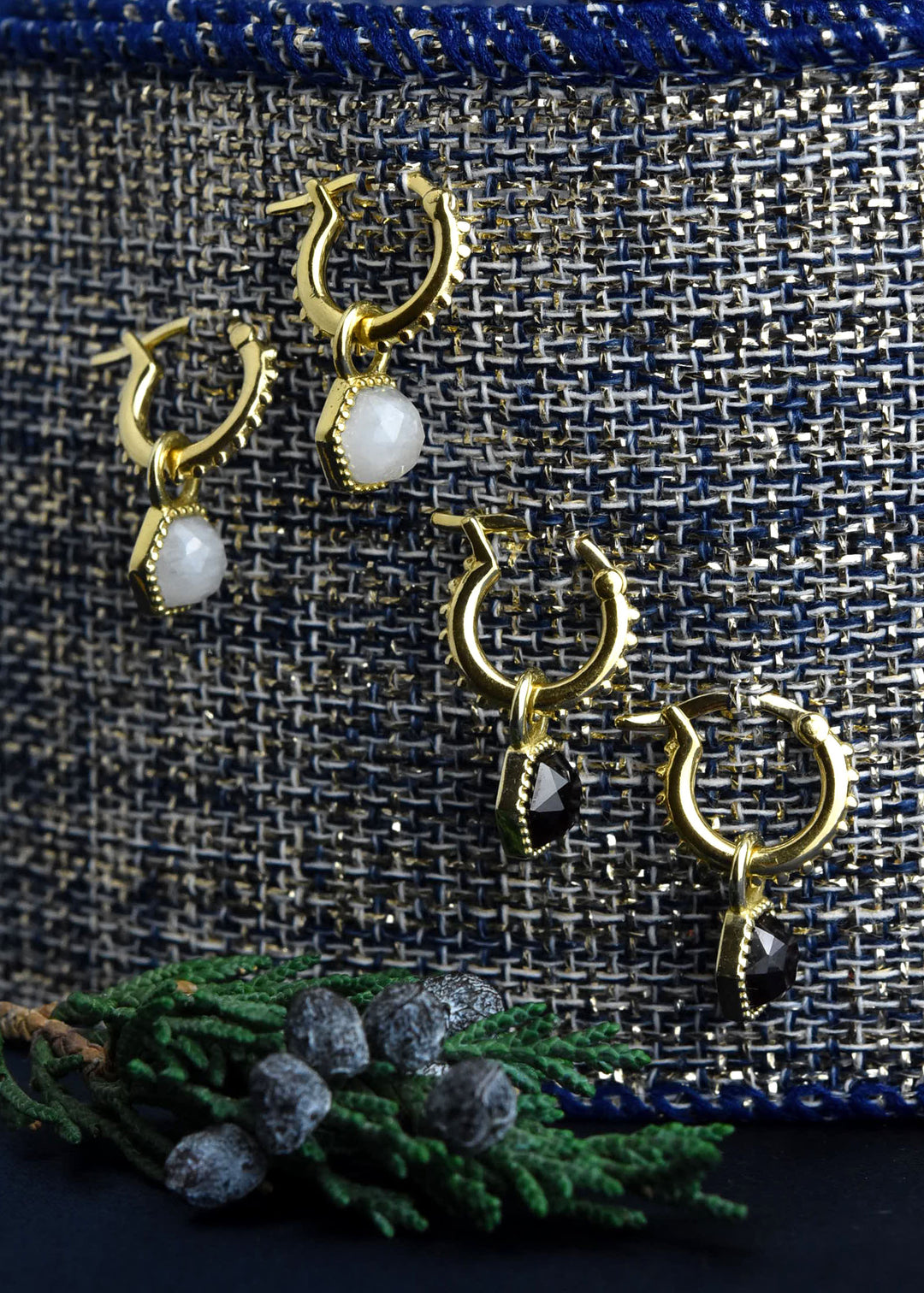 Capella Huggies & Charms - Goldmakers Fine Jewelry