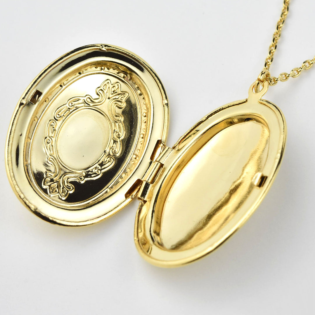 Celeste Oval Locket in Gold Tone - Goldmakers Fine Jewelry