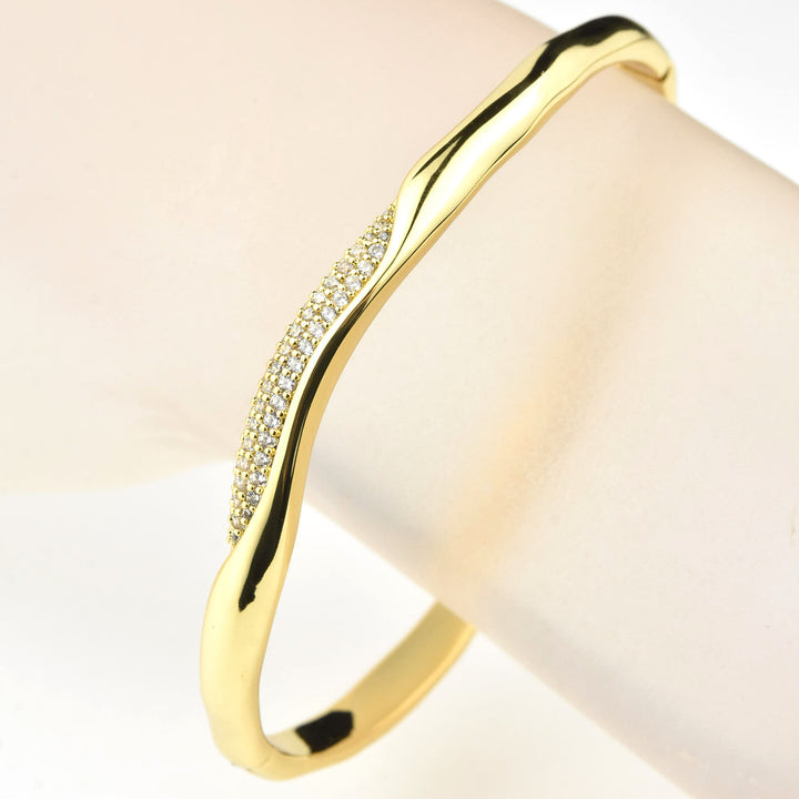 Charlotte Hinged Bangle - Goldmakers Fine Jewelry