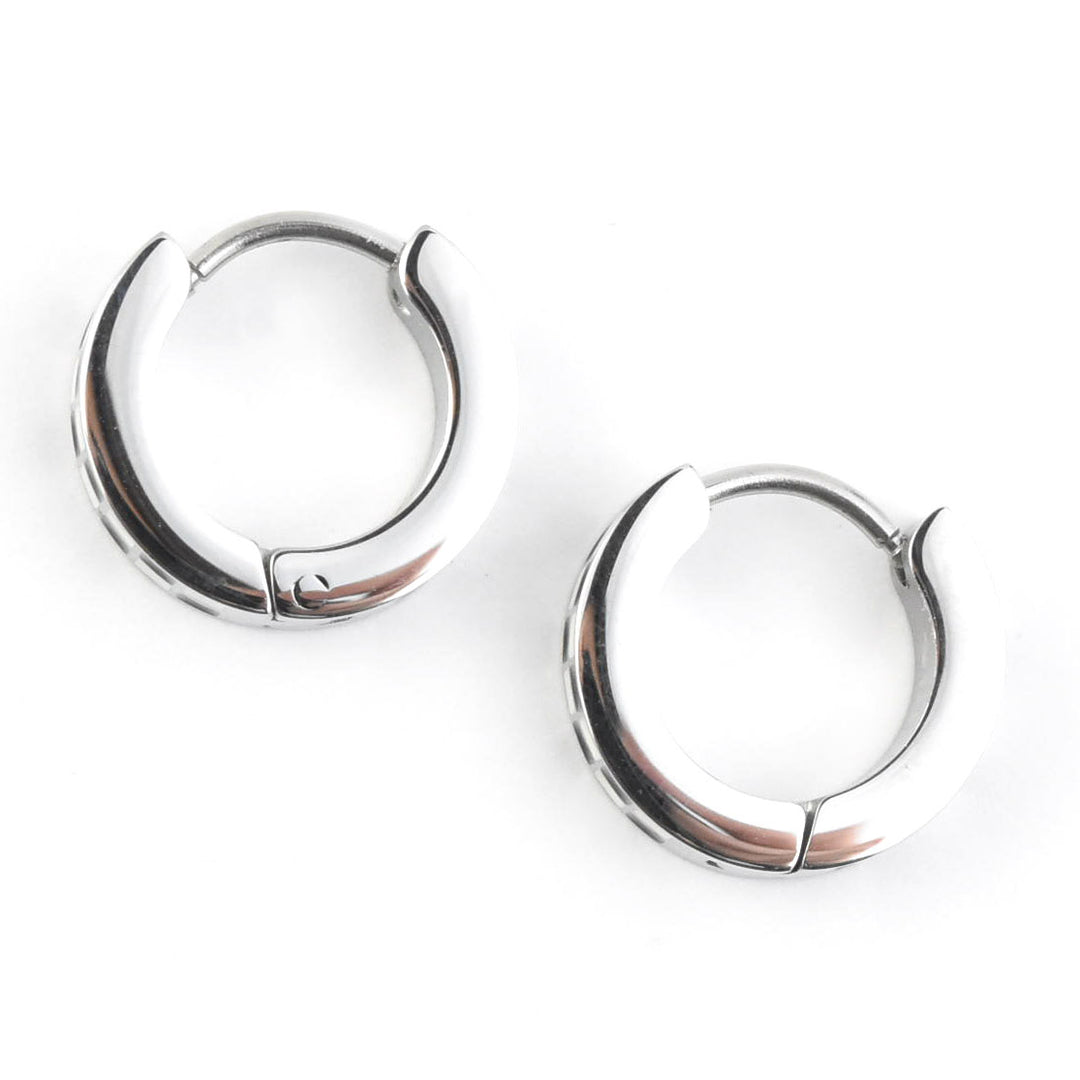 Checkered Chunky Huggie Hoops - Goldmakers Fine Jewelry