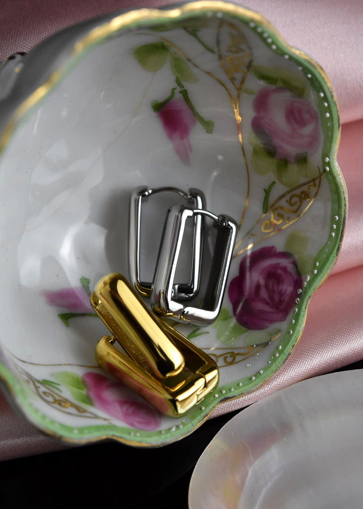 Chunky Rounded Rectangle Huggie Hoops - Goldmakers Fine Jewelry