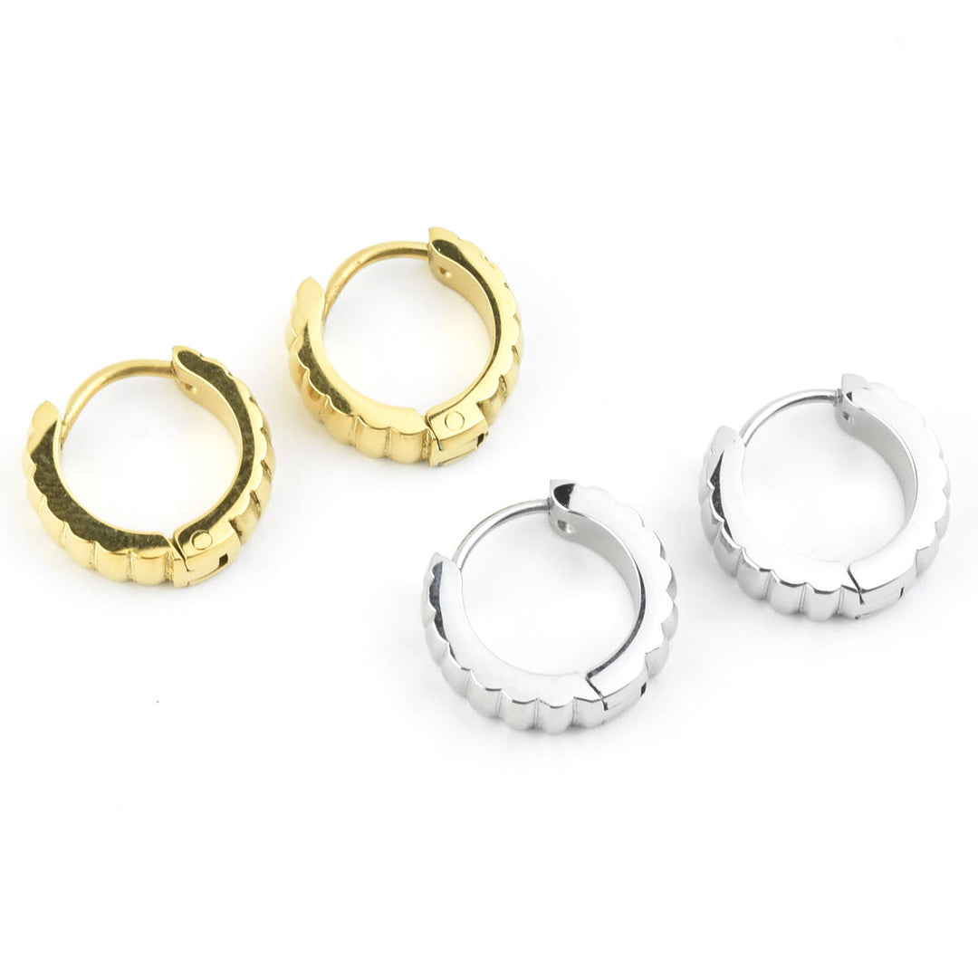 Chunky Scalloped Huggie Hoops - Goldmakers Fine Jewelry