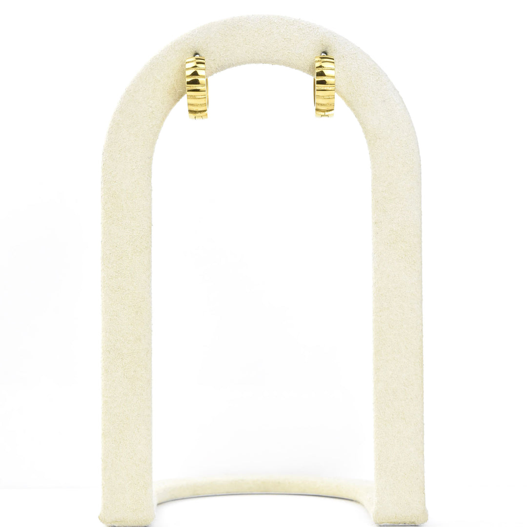 Chunky Scalloped Huggie Hoops - Goldmakers Fine Jewelry