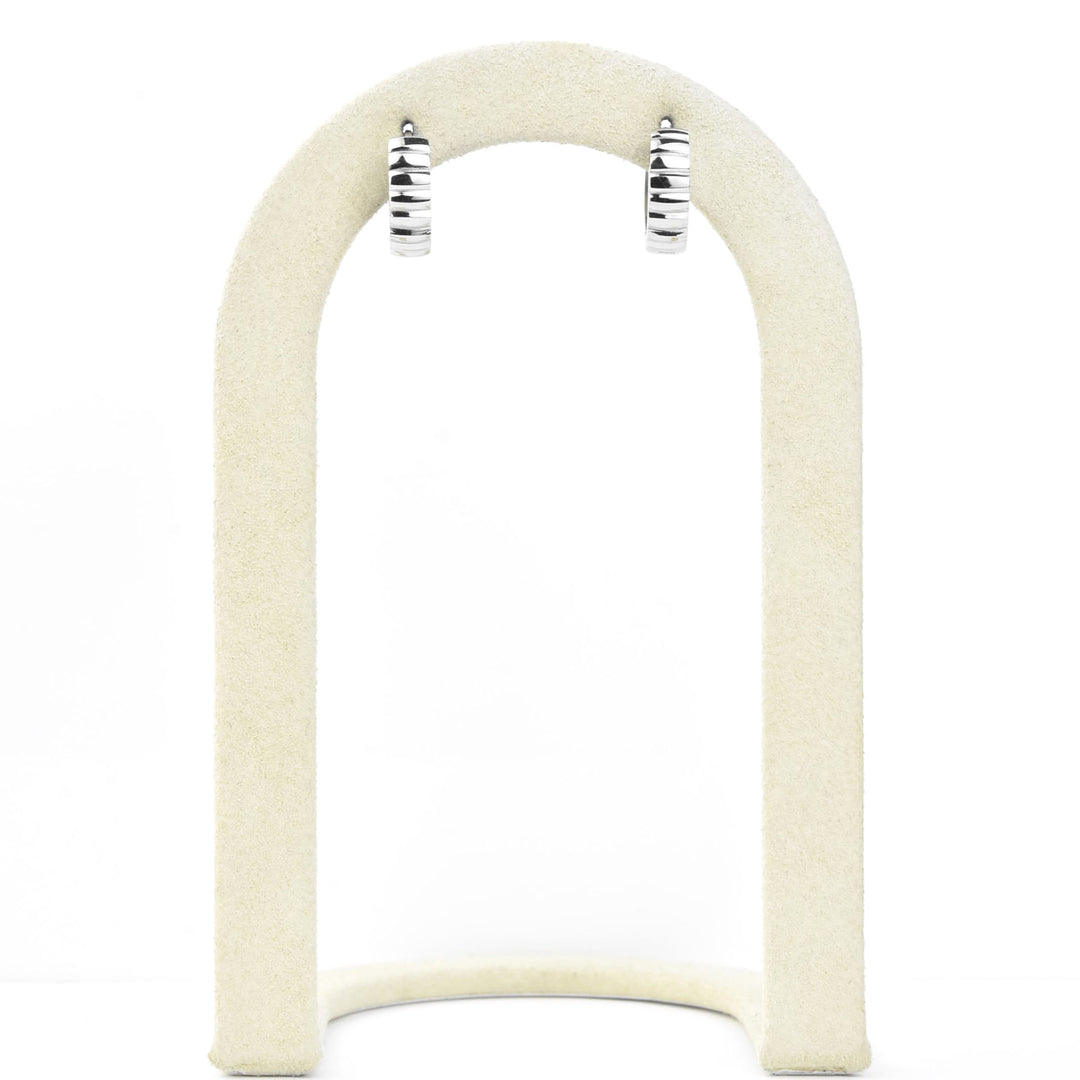 Chunky Scalloped Huggie Hoops - Goldmakers Fine Jewelry