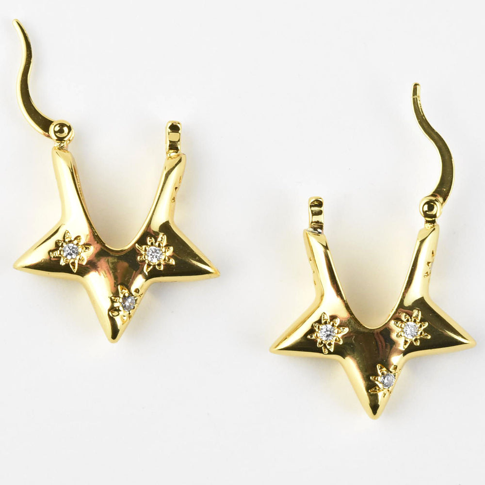 3D Star Hoops - Goldmakers Fine Jewelry