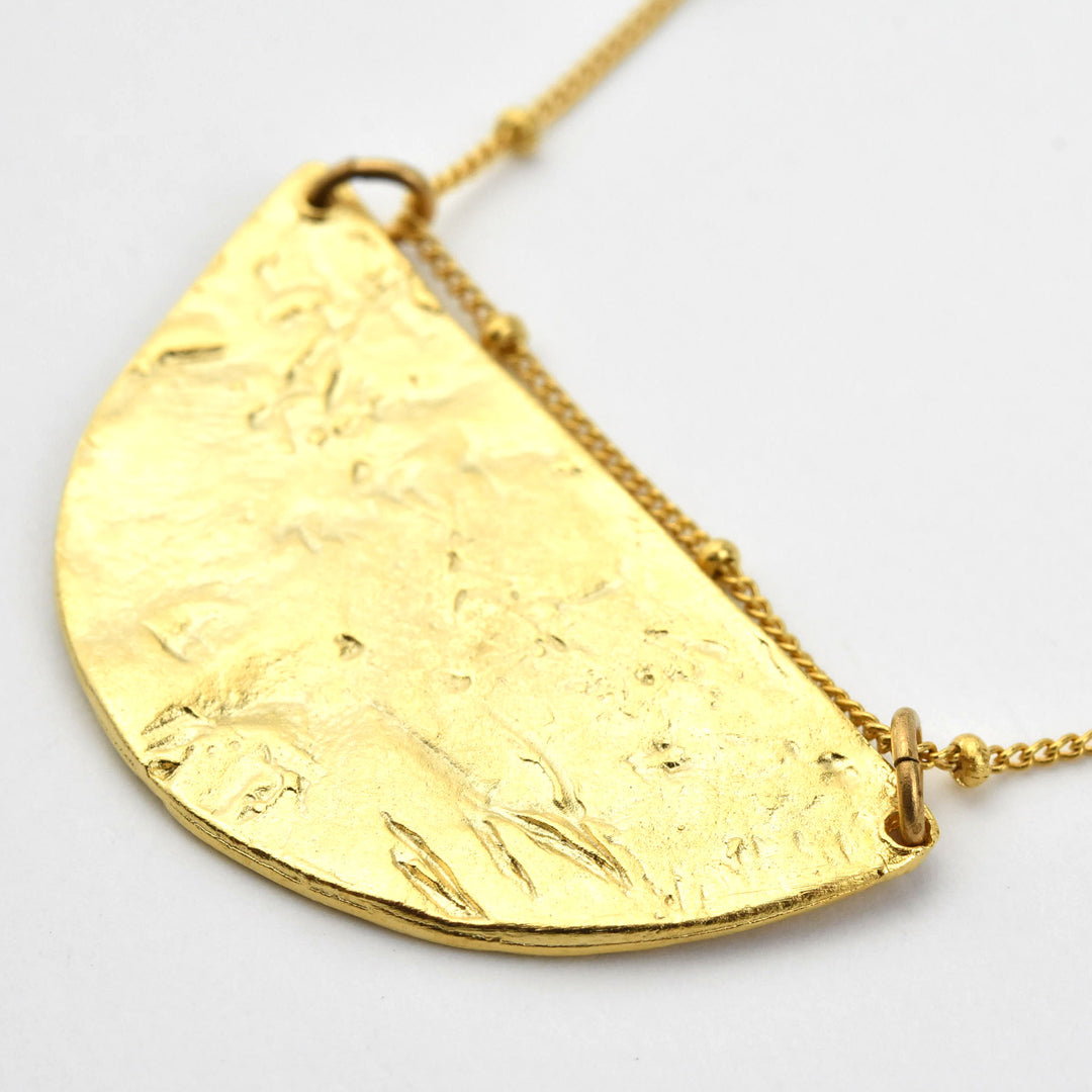 Textured Crescent Necklace - Goldmakers Fine Jewelry