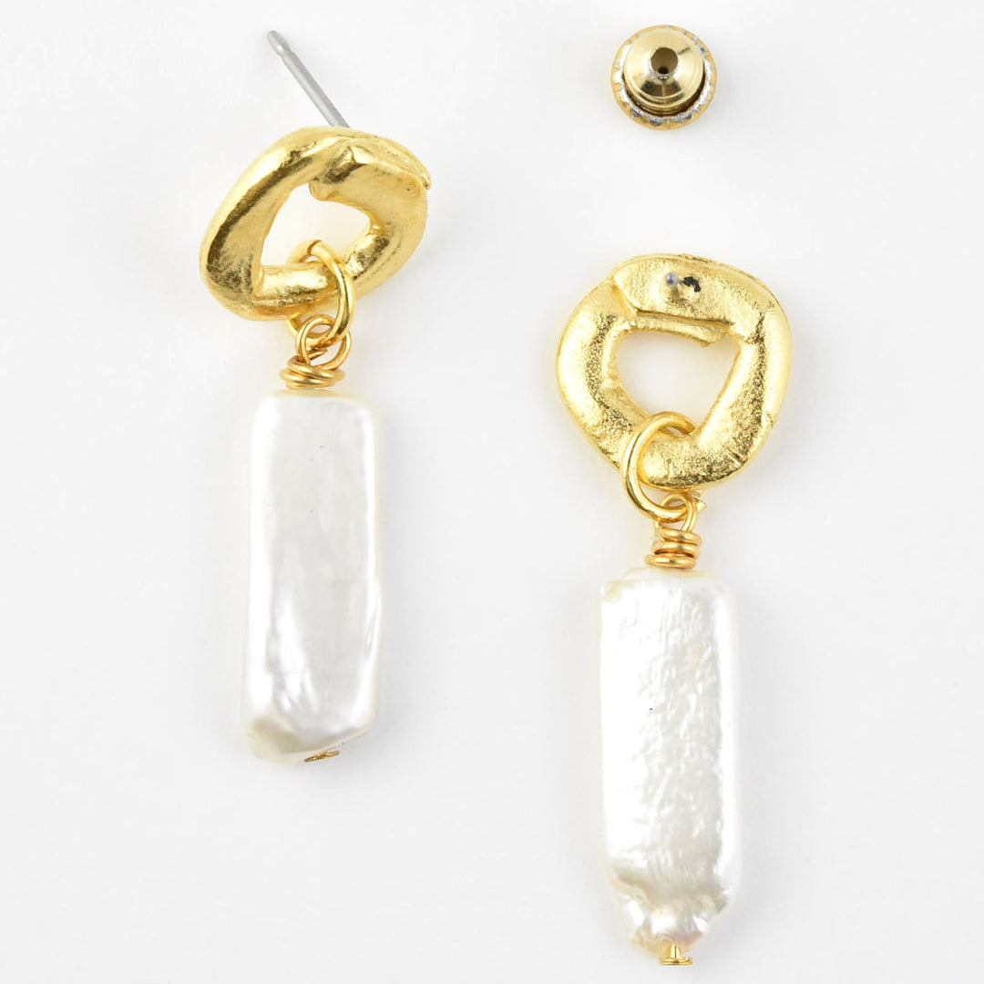 Cycles Earrings with Pearls