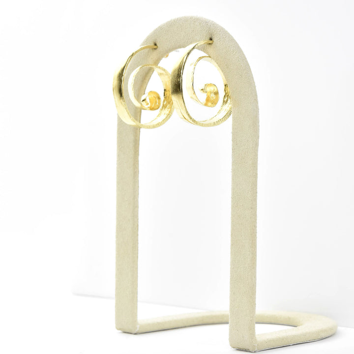 Cynthia Hoops - Goldmakers Fine Jewelry