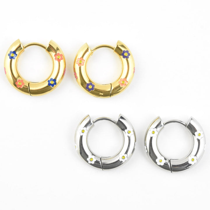 Daisy Chunky Rounded Huggie Hoops - Goldmakers Fine Jewelry