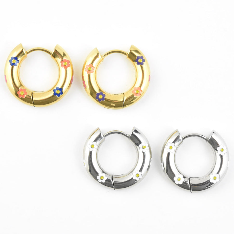 Daisy Chunky Rounded Huggie Hoops - Goldmakers Fine Jewelry