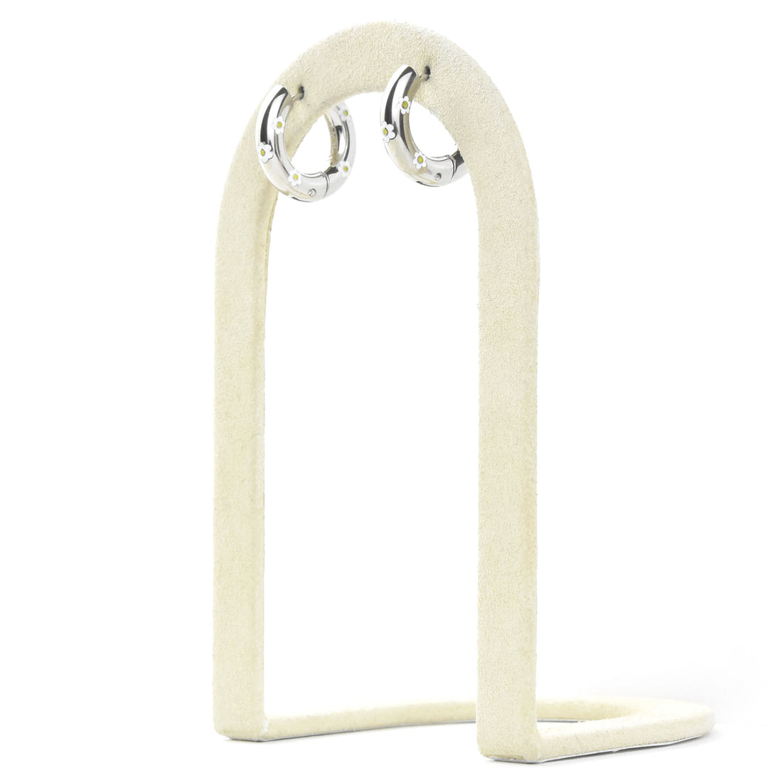 Daisy Chunky Rounded Huggie Hoops - Goldmakers Fine Jewelry