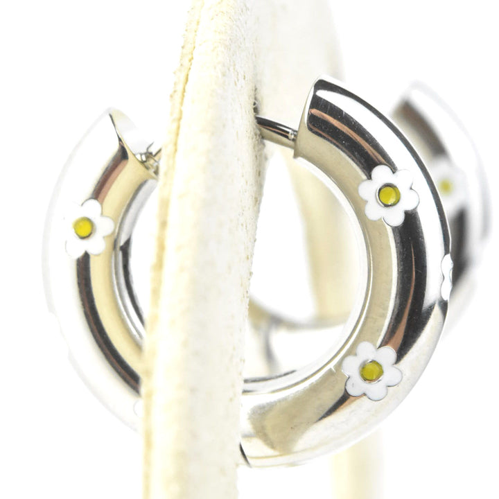 Daisy Chunky Rounded Huggie Hoops - Goldmakers Fine Jewelry