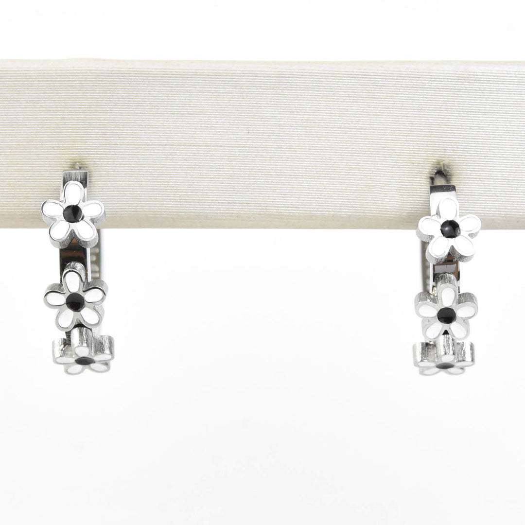 Daisy 3D Huggie Hoops - Goldmakers Fine Jewelry