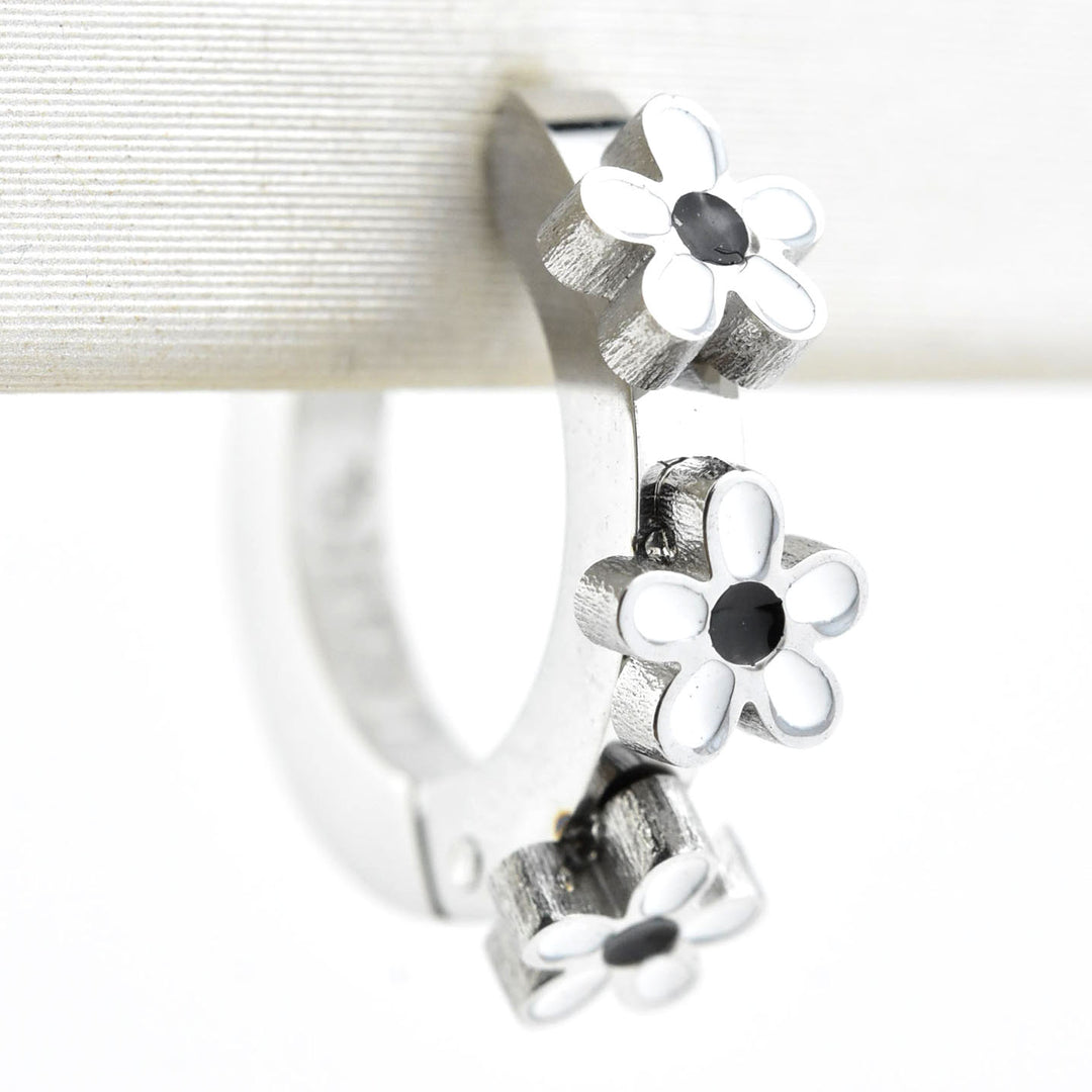 Daisy 3D Huggie Hoops - Goldmakers Fine Jewelry