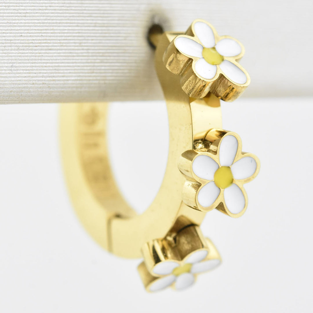 Daisy 3D Huggie Hoops - Goldmakers Fine Jewelry