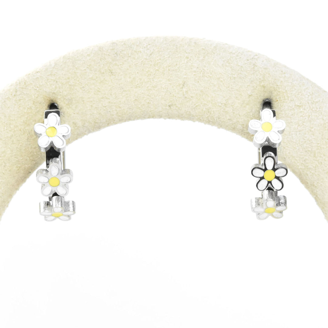 Daisy 3D Huggie Hoops - Goldmakers Fine Jewelry