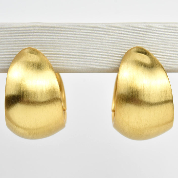 Flow Huggie Hoops - Goldmakers Fine Jewelry