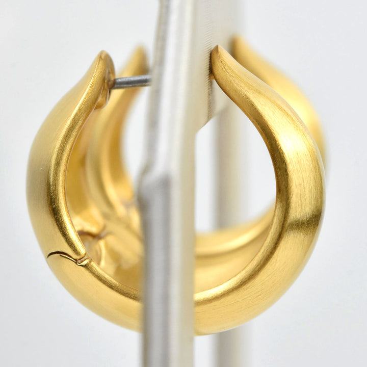Flow Huggie Hoops - Goldmakers Fine Jewelry