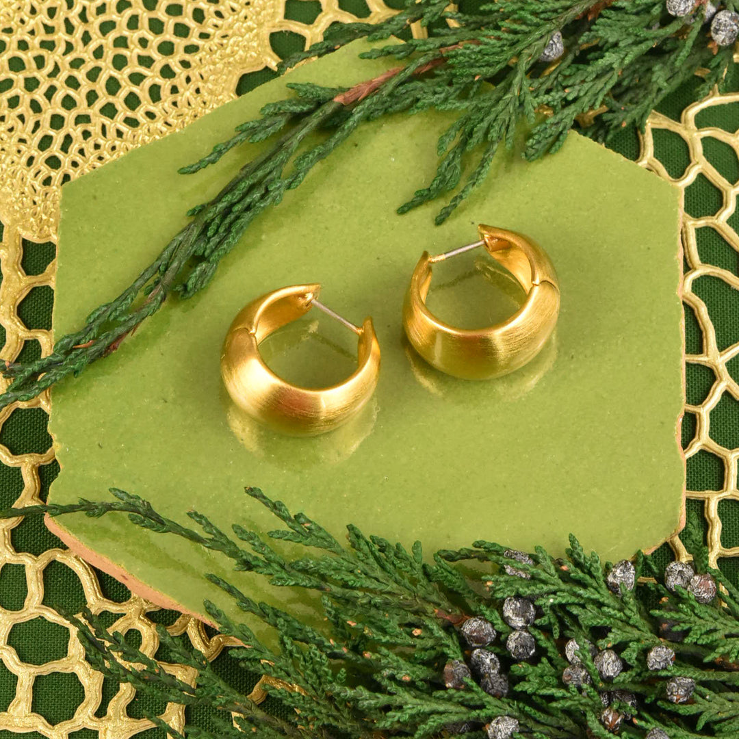 Flow Huggie Hoops - Goldmakers Fine Jewelry