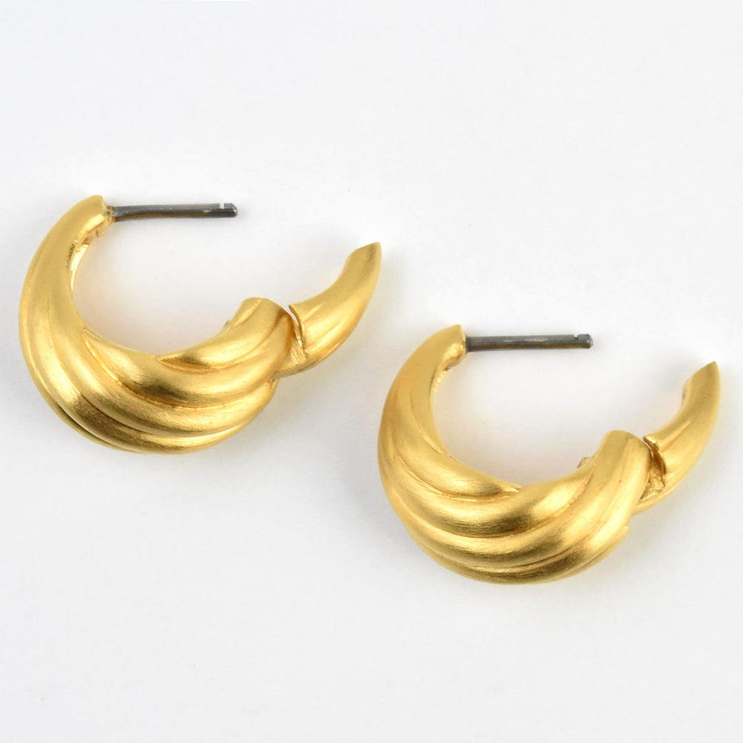 Forme Huggie Hoops - Goldmakers Fine Jewelry