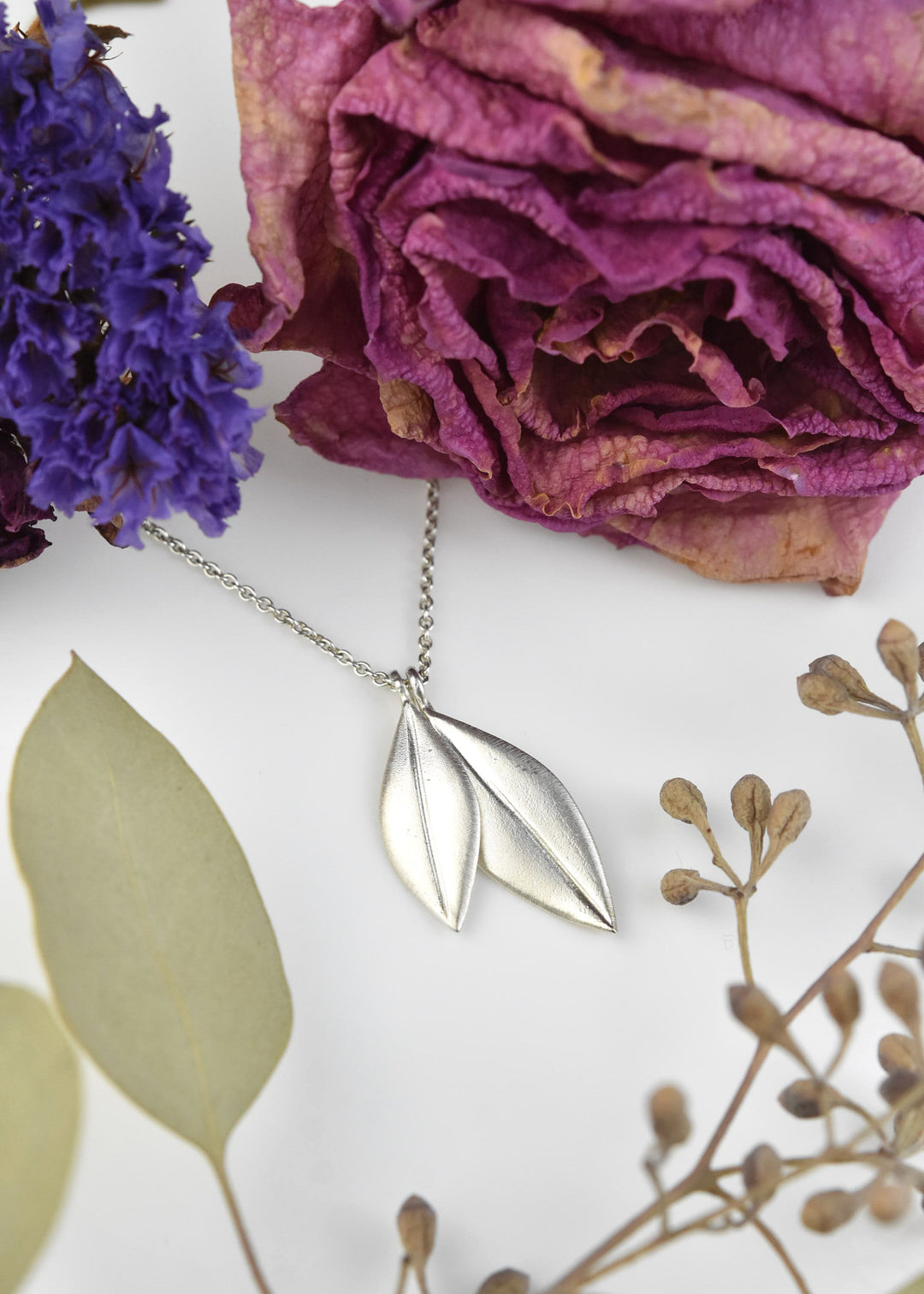 Double Olive Leaf Pendant Necklace - Goldmakers Fine Jewelry