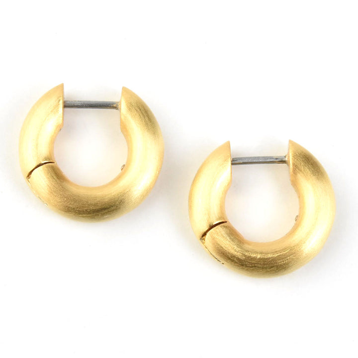 Dune Huggie Hoops