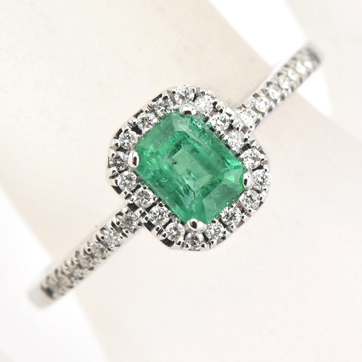 The Vera: Emerald and Diamond Ring - Goldmakers Fine Jewelry