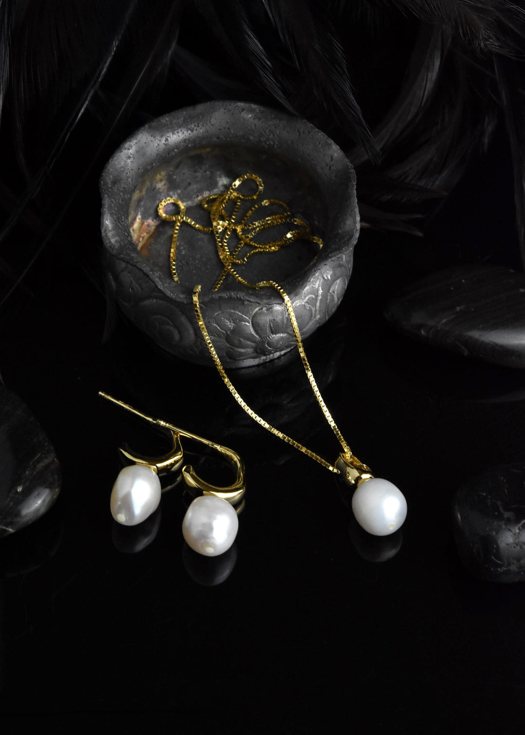 Emmy Hoops - Goldmakers Fine Jewelry