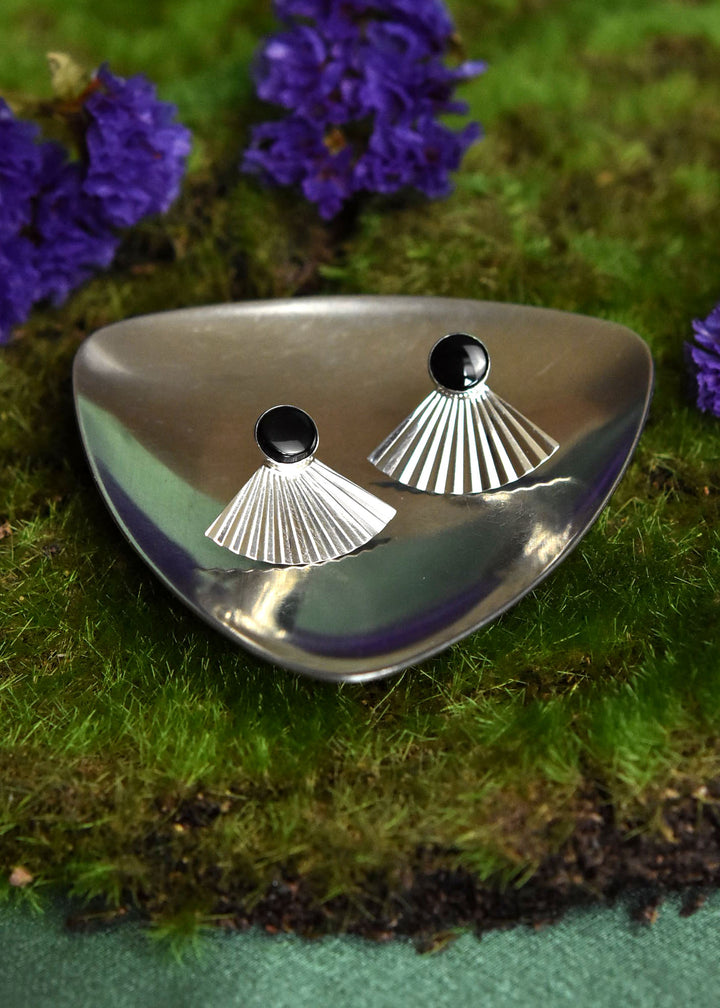 Retro Silver Fan Earrings - Goldmakers Fine Jewelry