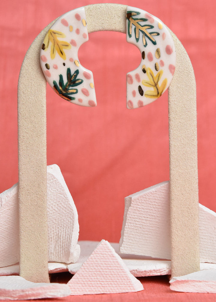 Floral Arch Stud Earrings - Goldmakers Fine Jewelry