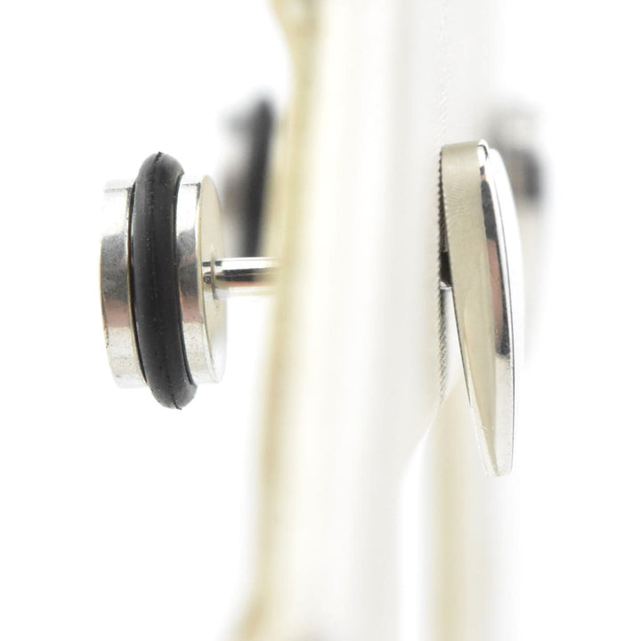 Folded Heart Studs, Screw-back - Goldmakers Fine Jewelry