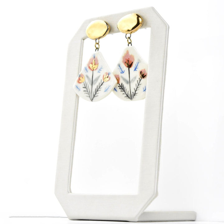 Folk Floral Dangle Earrings