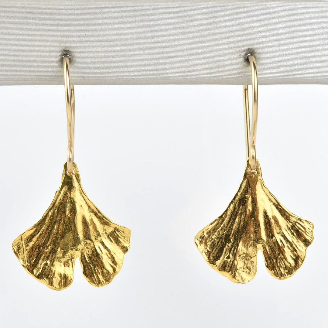 Small Ginkgo Leaf Earrings in Gold Vermeil - Goldmakers Fine Jewelry