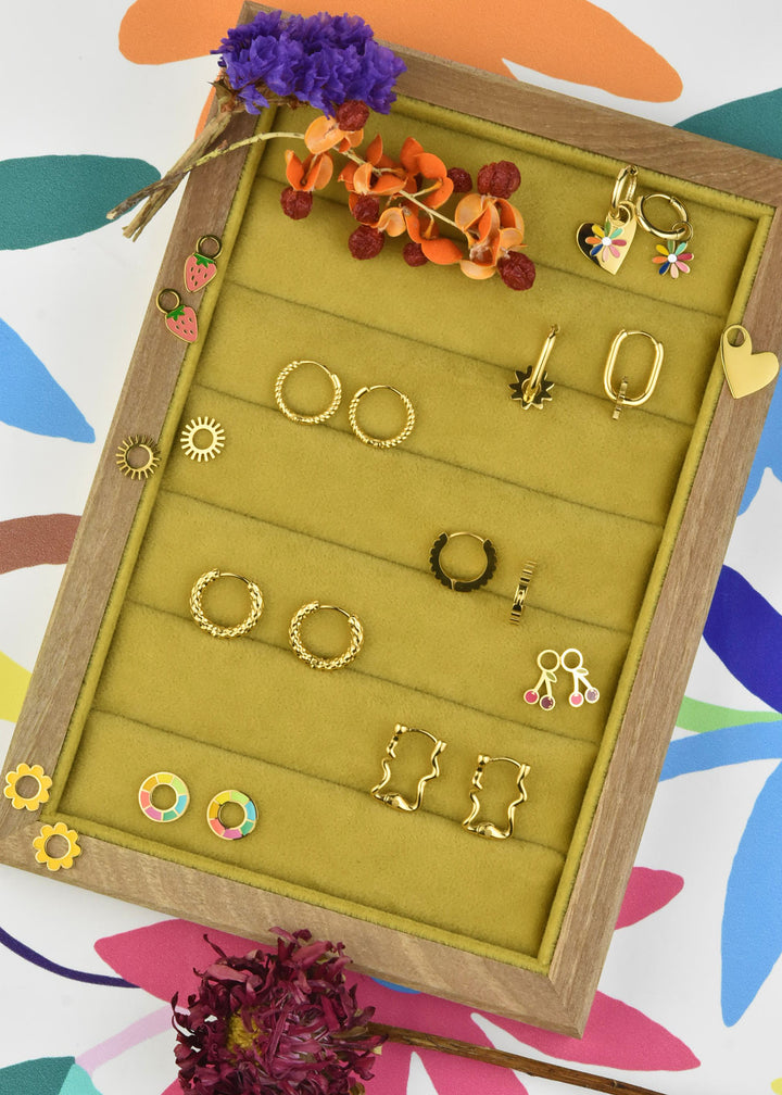 Spur Huggie Hoop Charms - Goldmakers Fine Jewelry