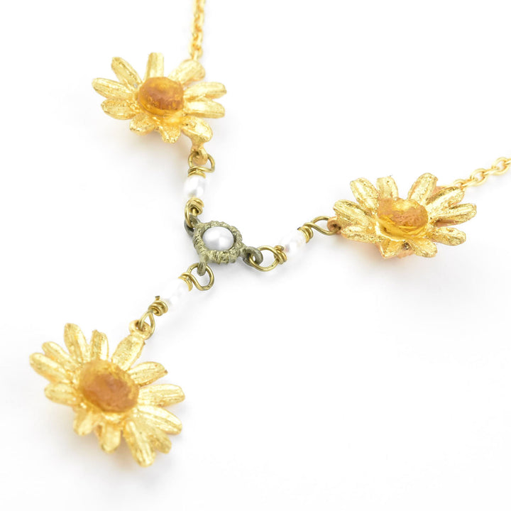 Golden Daisy Necklace