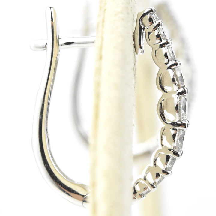 14k White Gold Graduated Diamond Hoops