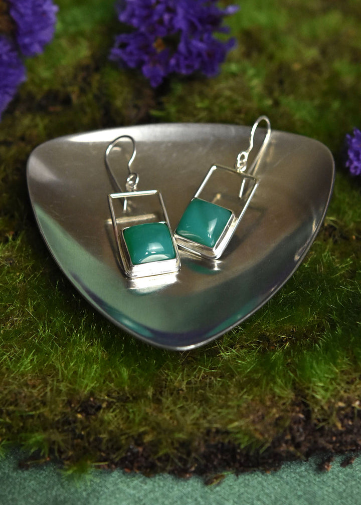 Retro Square Green Onyx Earrings - Goldmakers Fine Jewelry