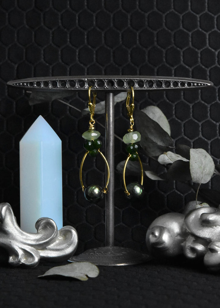 Green Pearl and Brass Drops