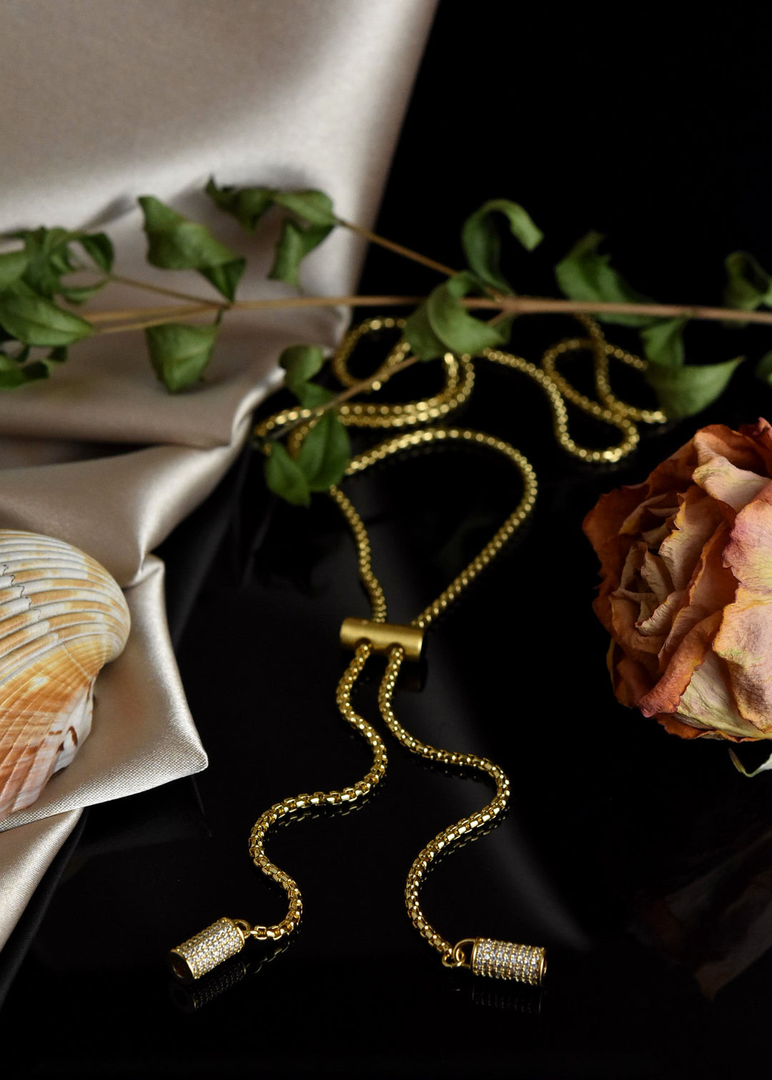 Juliette Pave Lariat