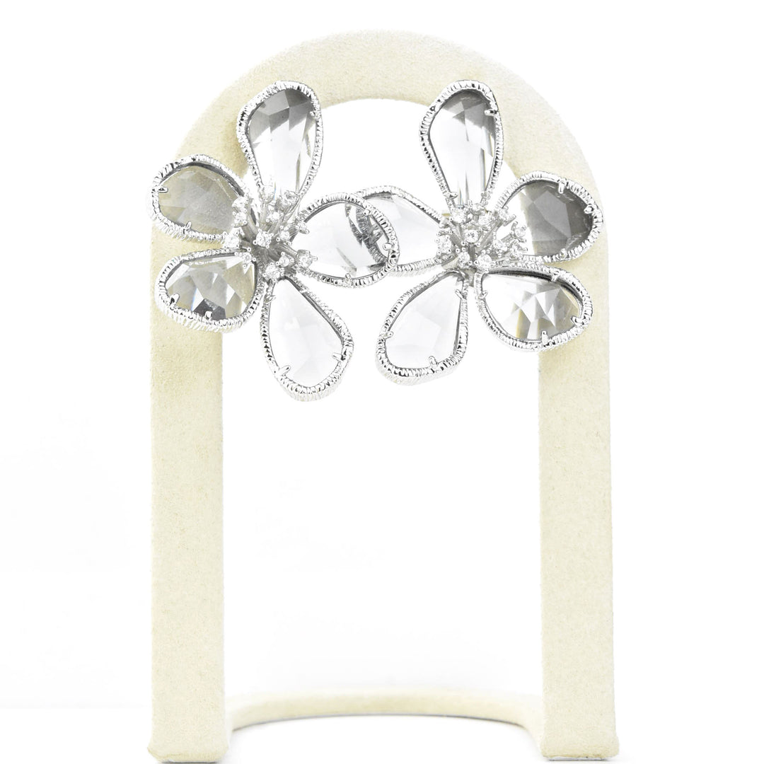 Kolab Flower Earrings in Silver Grey