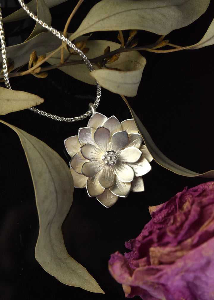 Large Lotus Necklace - Goldmakers Fine Jewelry