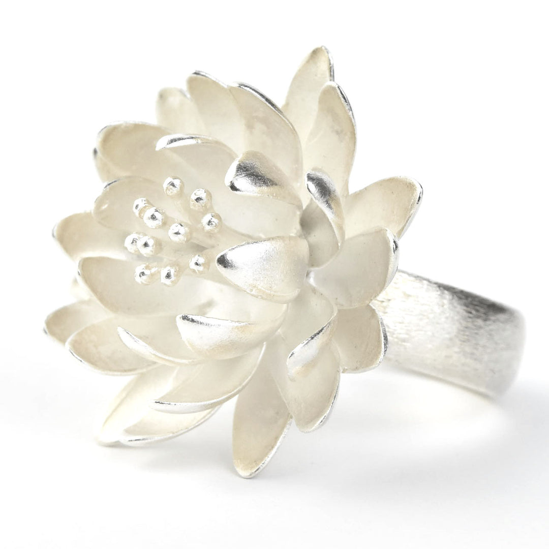 Large Waterlily Ring - Goldmakers Fine Jewelry