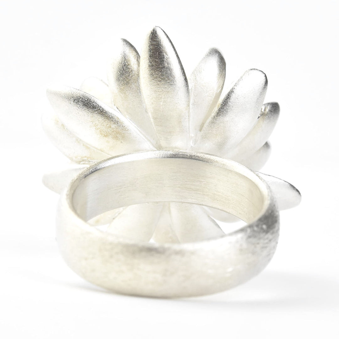 Large Waterlily Ring - Goldmakers Fine Jewelry