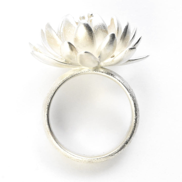 Large Waterlily Ring - Goldmakers Fine Jewelry