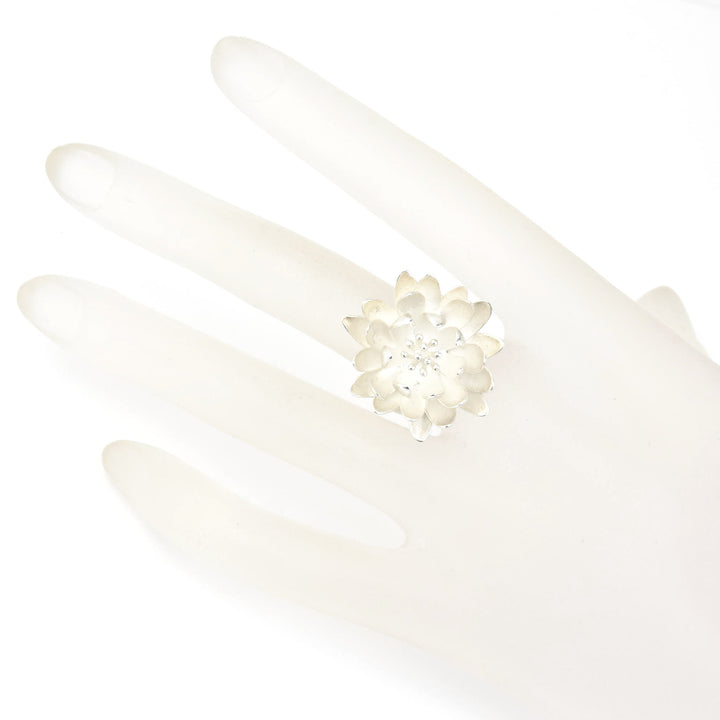 Large Waterlily Ring - Goldmakers Fine Jewelry